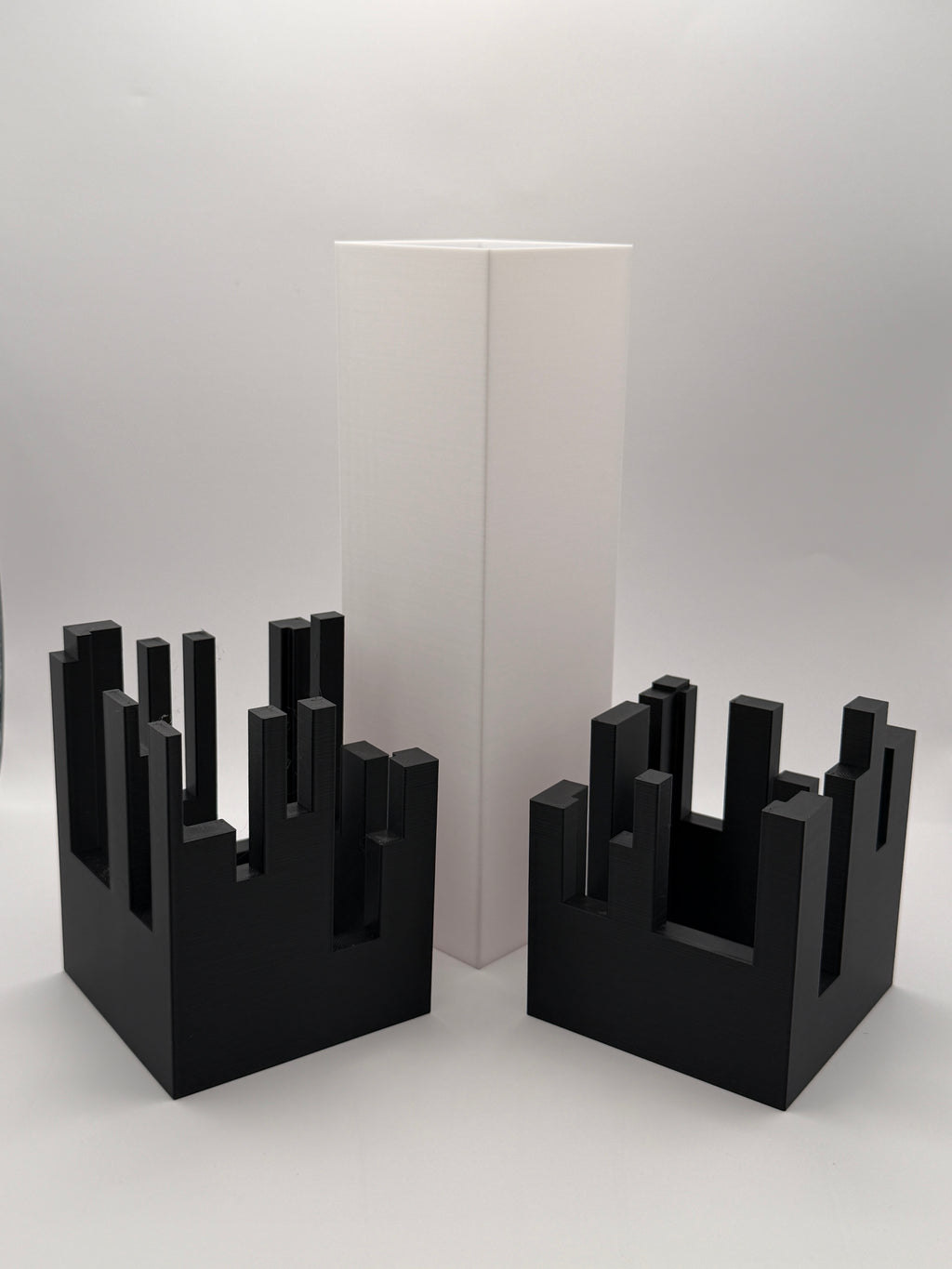 3D-Druck LED-Tischlampe "Pixel Pulse" (ohne Leuchtmittel)
